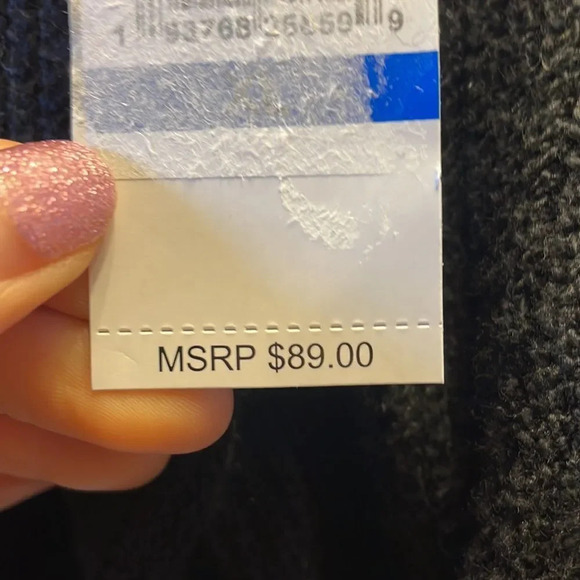 Nwt I.State woman’s off the shoulder black sweater - Picture 8 of 8